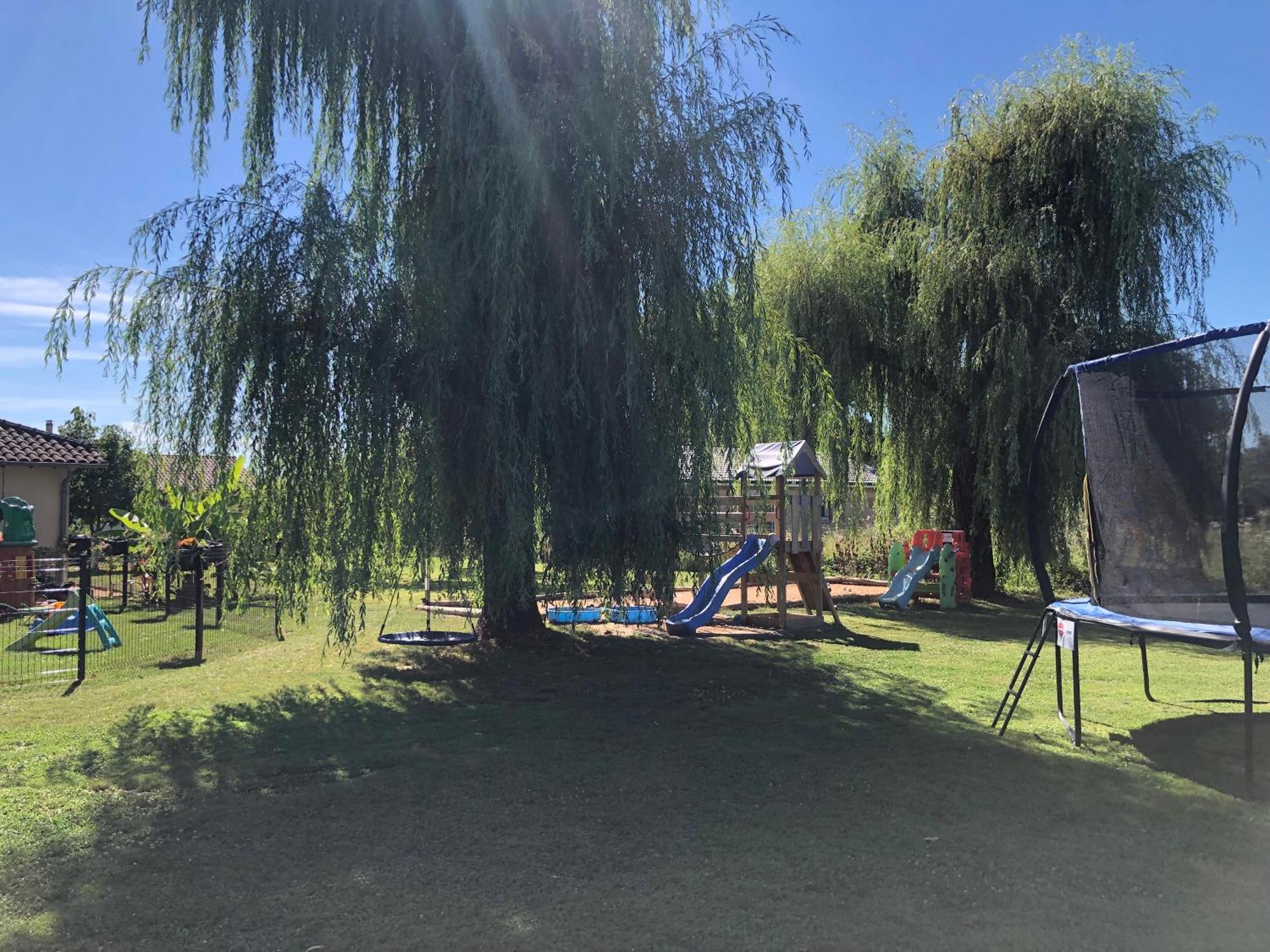 לינה וארוחת בוקר Saint-Étienne-sur-Reyssouze Parc De La Charmille מראה חיצוני תמונה