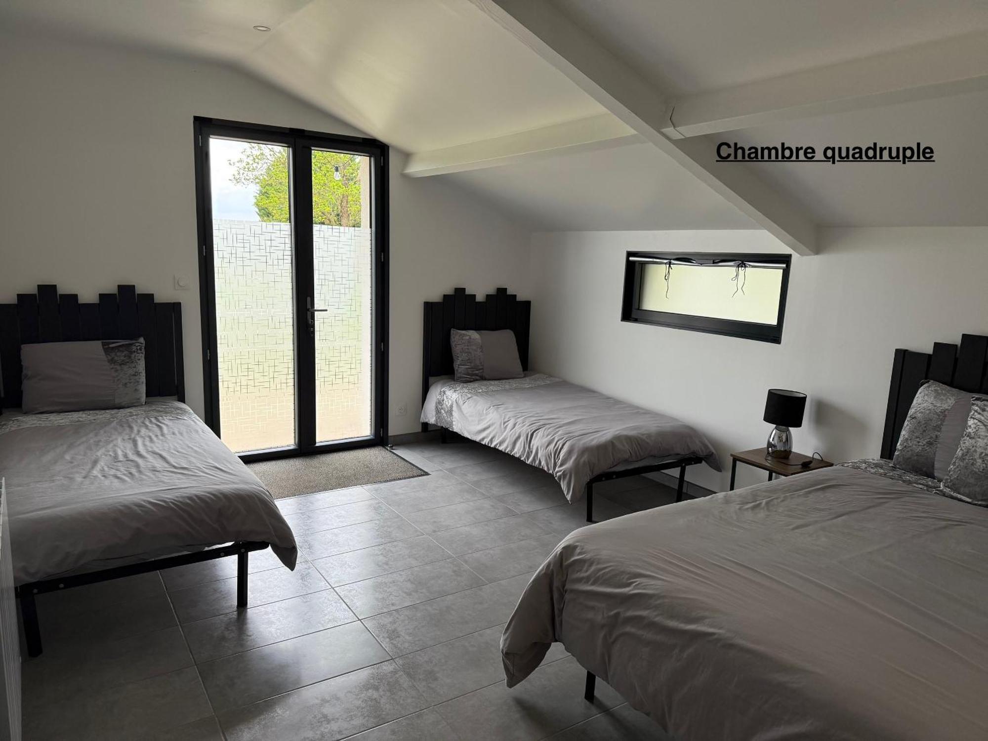 לינה וארוחת בוקר Saint-Étienne-sur-Reyssouze Parc De La Charmille מראה חיצוני תמונה